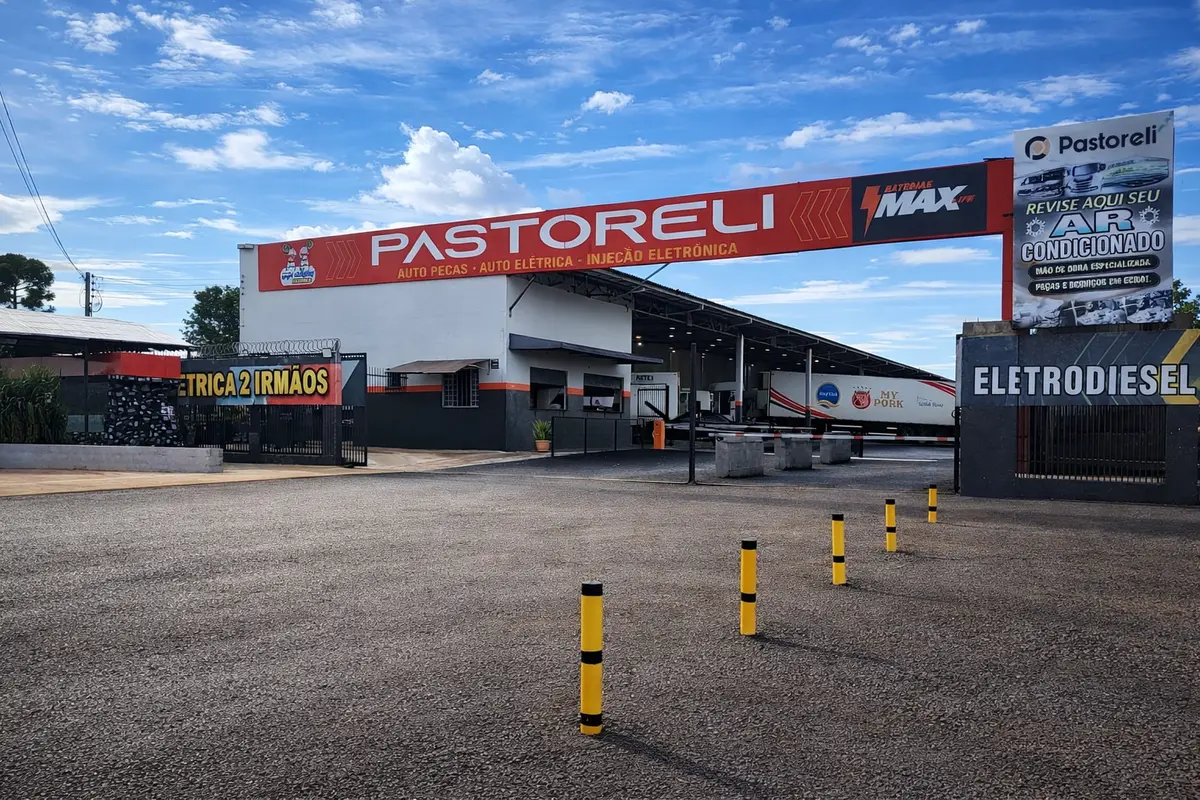 Fachada da Pastoreli Eletrodiesel — auto elétrica especializada em linha diesel, Maringá - PR